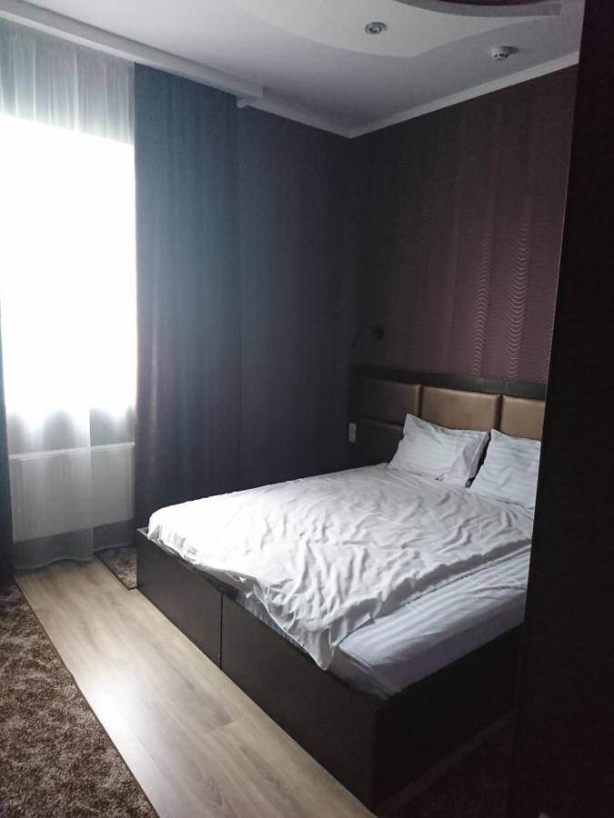 Hotel Mishel Plus Charków Zewnętrze zdjęcie