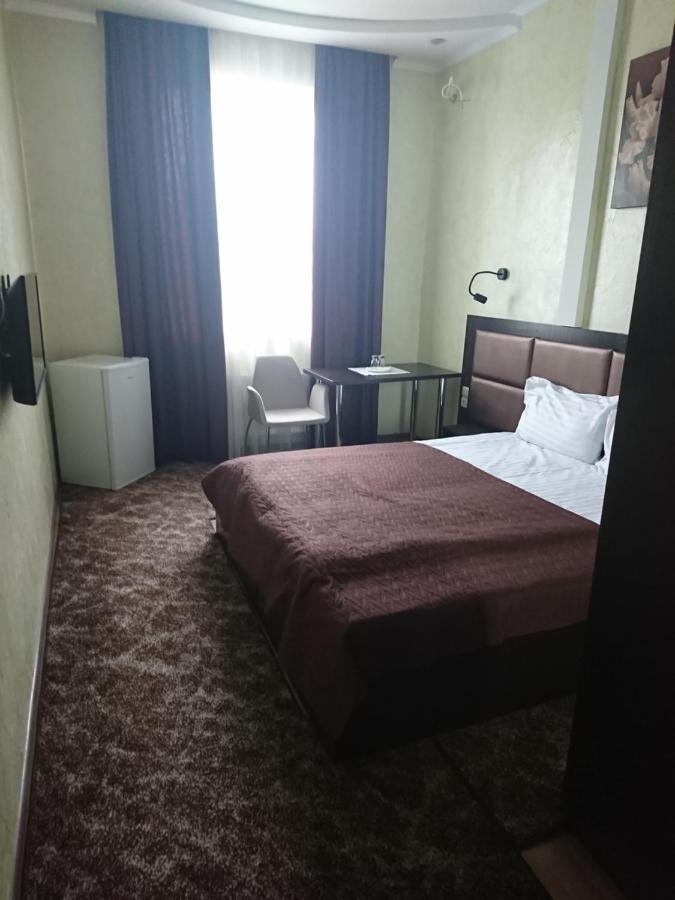 Hotel Mishel Plus Charków Zewnętrze zdjęcie