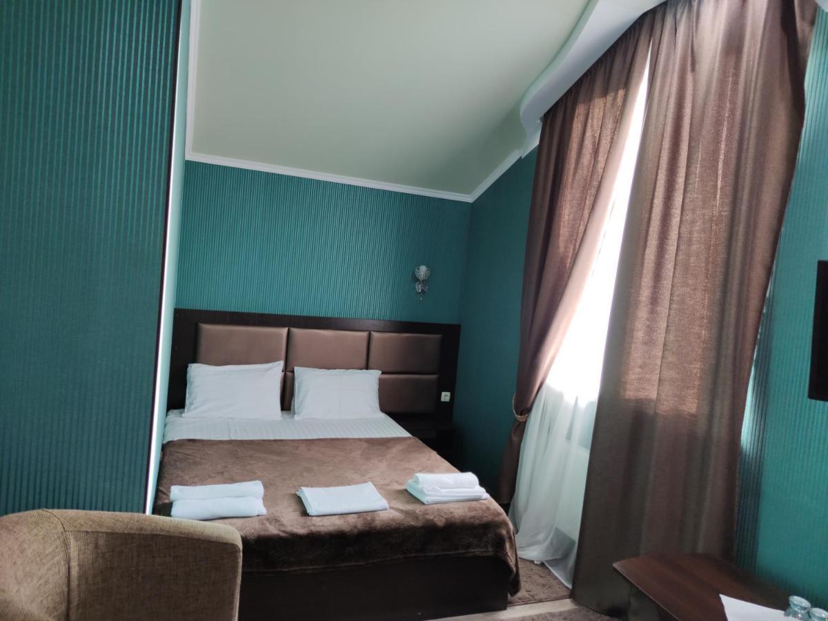 Hotel Mishel Plus Charków Zewnętrze zdjęcie