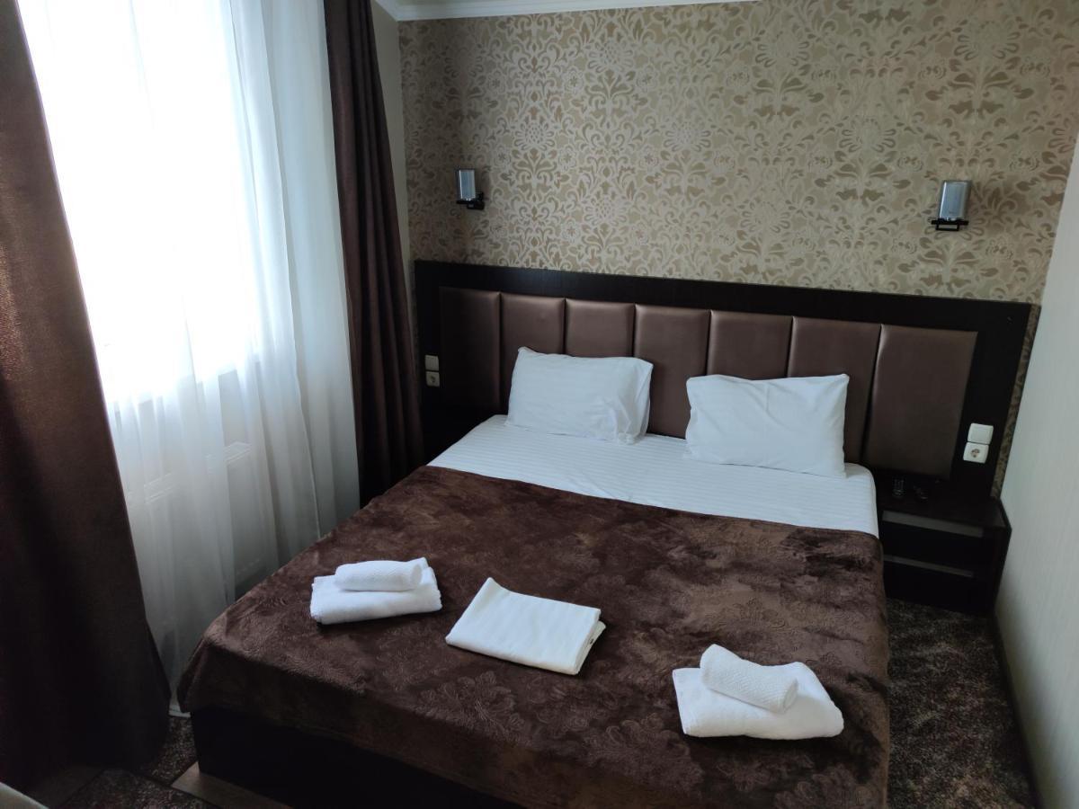 Hotel Mishel Plus Charków Zewnętrze zdjęcie